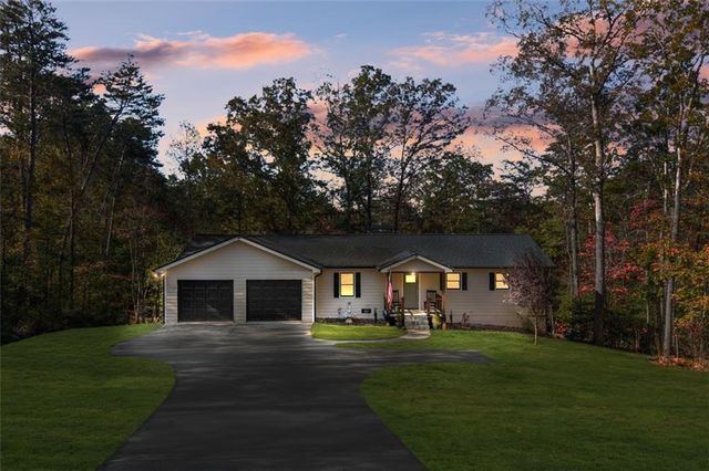 128 YOUNG DEER Drive, Dahlonega, GA 30533