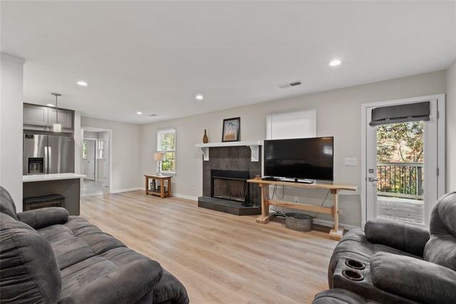 128 YOUNG DEER Drive, Dahlonega, GA 30533