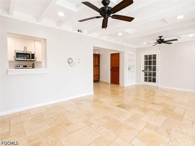 4021 SE 3rd AVE, Cape Coral, FL 33904