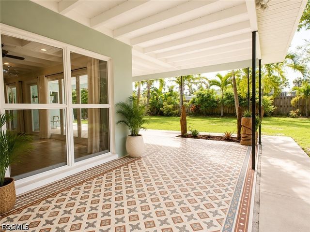 4021 SE 3rd AVE, Cape Coral, FL 33904