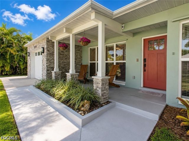 4021 SE 3rd AVE, Cape Coral, FL 33904