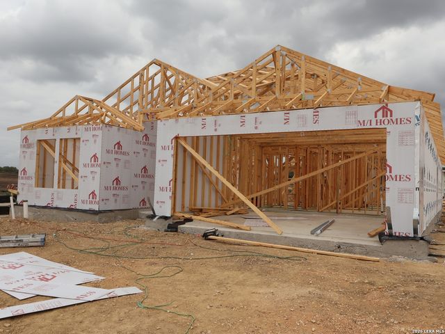 1008 Amber Lake, Seguin, TX 78155