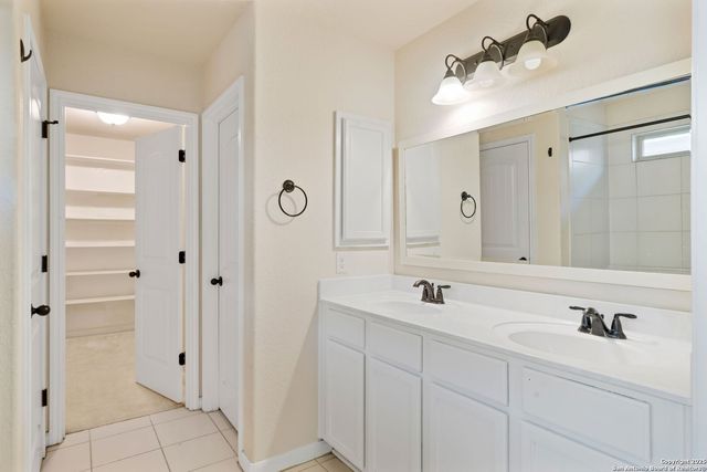 369 Derby Dr, Boerne, TX 78006