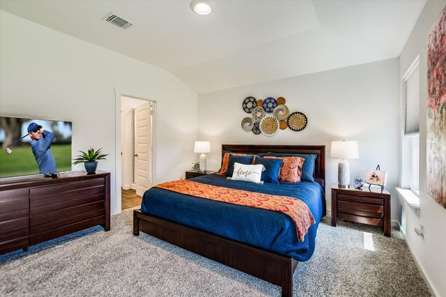 308 Pedernales LN, Hutto, TX 78634