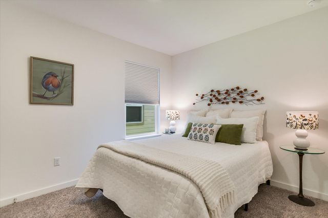 308 Pedernales LN, Hutto, TX 78634