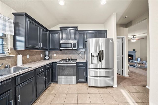 2001 Woodmere Drive, Lancaster, TX 75134