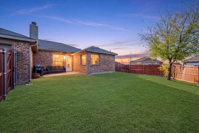 2001 Woodmere Drive, Lancaster, TX 75134