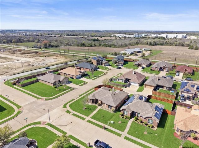 2001 Woodmere Drive, Lancaster, TX 75134