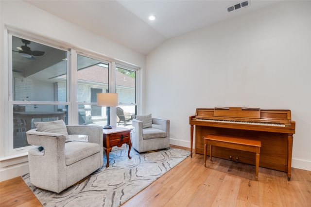 16310 Arbor Downs Drive, Dallas, TX 75248