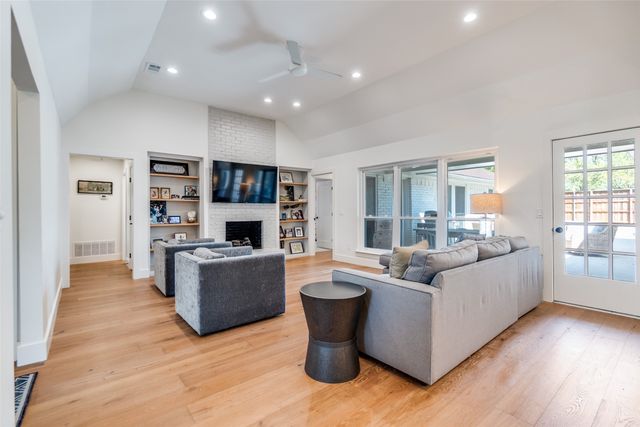 16310 Arbor Downs Drive, Dallas, TX 75248