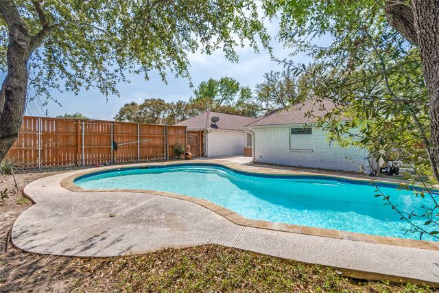 16310 Arbor Downs Drive, Dallas, TX 75248