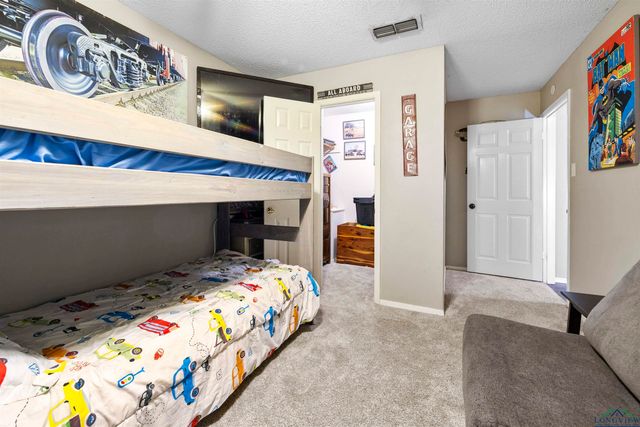 1125 Stillmeadow Ln, Longview, TX 75604