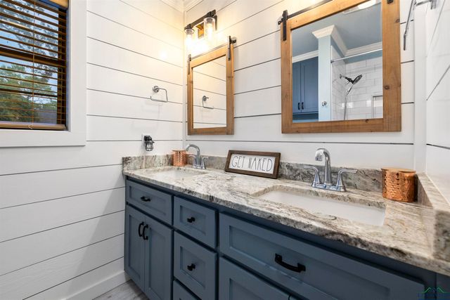 1125 Stillmeadow Ln, Longview, TX 75604