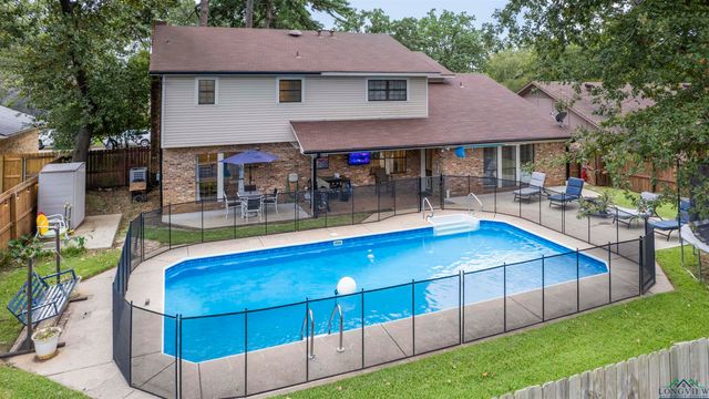 1125 Stillmeadow Ln, Longview, TX 75604