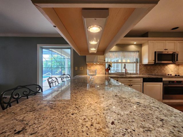 1931 NW 81st Avenue, Coral Springs, FL 33071