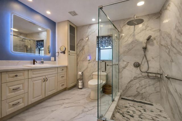 1931 NW 81st Avenue, Coral Springs, FL 33071