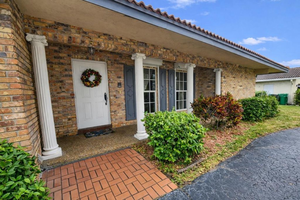 1931 NW 81st Avenue, Coral Springs, FL 33071