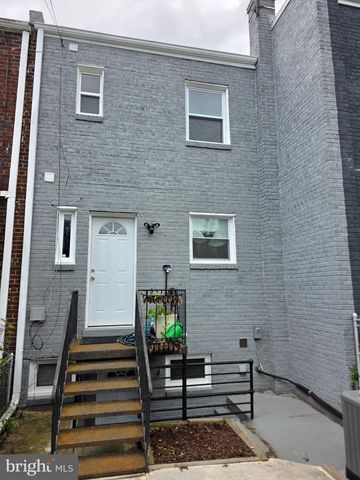 2213 13TH ST NE, Washington, DC 20018