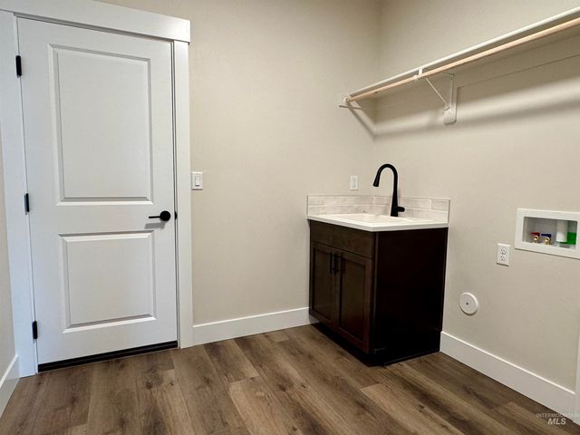 11225 Bluefield Dr, Caldwell, ID 83605