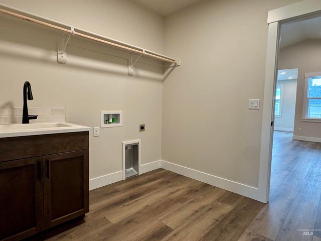 11225 Bluefield Dr, Caldwell, ID 83605