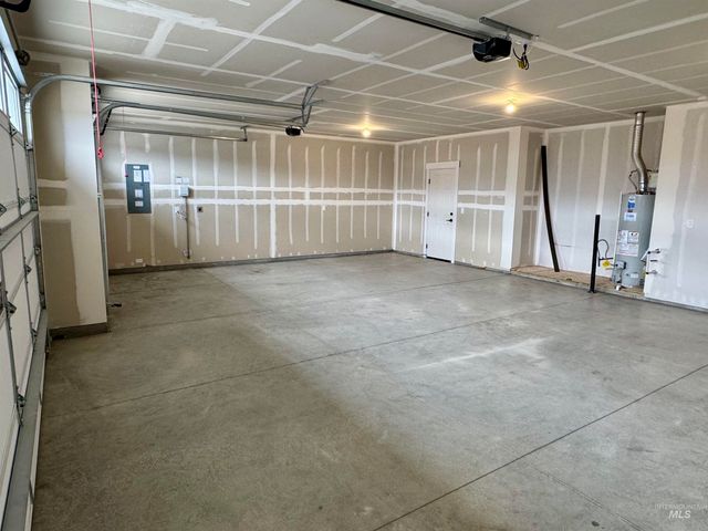 11225 Bluefield Dr, Caldwell, ID 83605