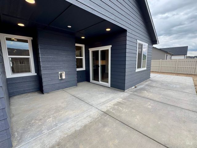 11225 Bluefield Dr, Caldwell, ID 83605