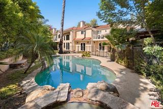 4755 Vanalden Avenue, Tarzana (los Angeles), CA 91356