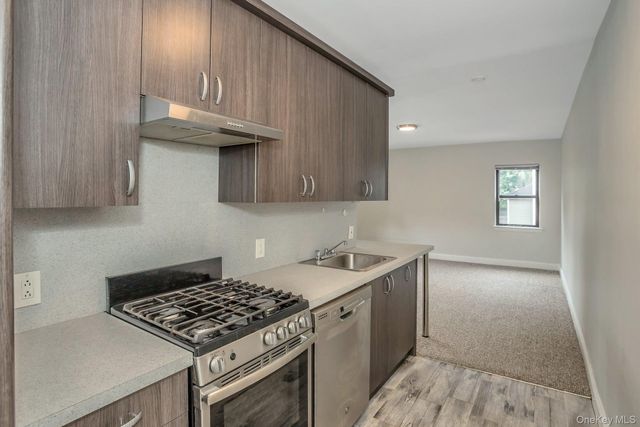 103 Lawson Street B, Hempstead, NY 11550