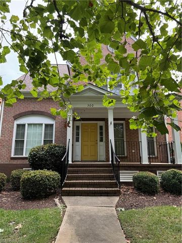 300 Walt Whitman AVE, Newport News, VA 23606
