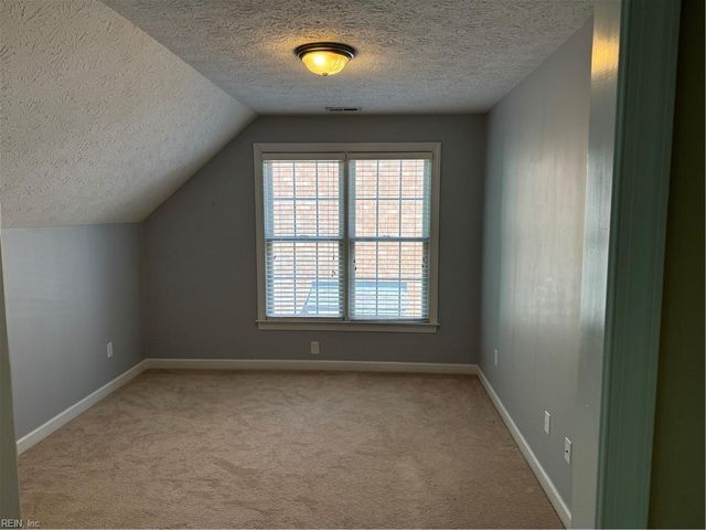 300 Walt Whitman AVE, Newport News, VA 23606