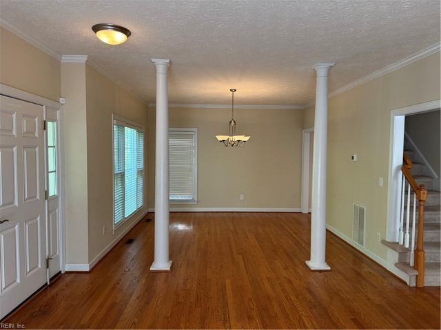 300 Walt Whitman AVE, Newport News, VA 23606