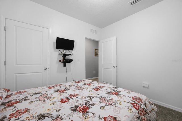 8204 PELICAN REED CIRCLE, Wesley Chapel, FL 33545