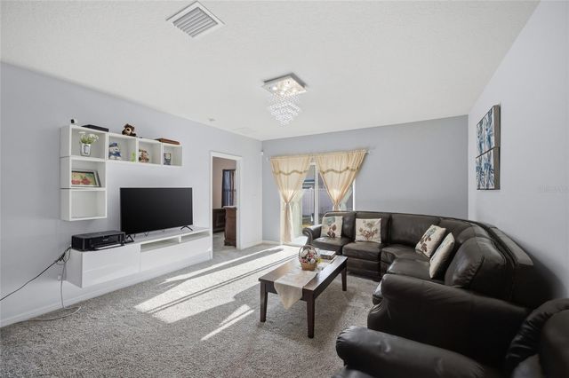 8204 PELICAN REED CIRCLE, Wesley Chapel, FL 33545