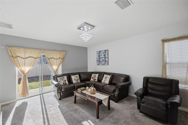 8204 PELICAN REED CIRCLE, Wesley Chapel, FL 33545