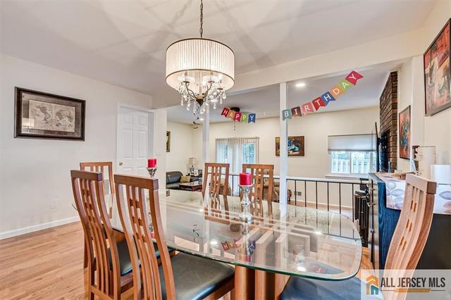 54 Davids Court, South Brunswick, NJ 08810
