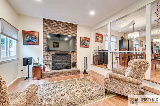 54 Davids Court, South Brunswick, NJ 08810