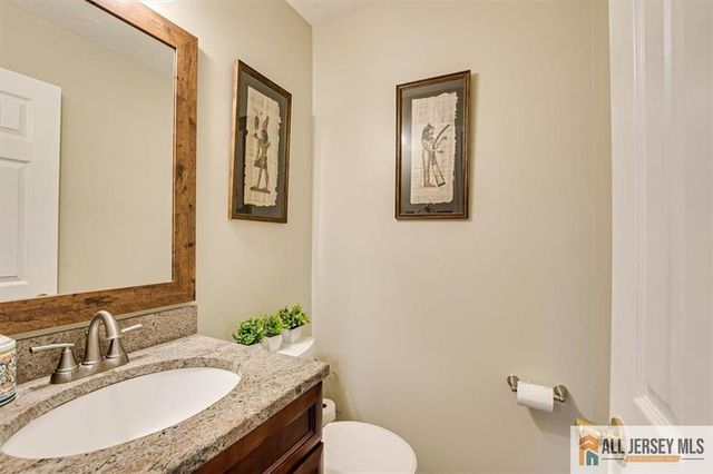 54 Davids Court, South Brunswick, NJ 08810