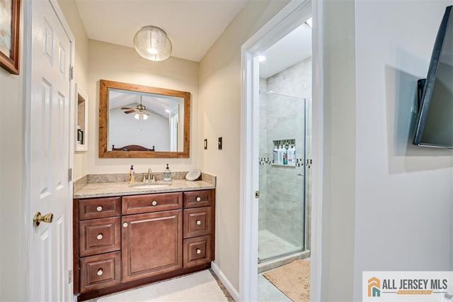 54 Davids Court, South Brunswick, NJ 08810