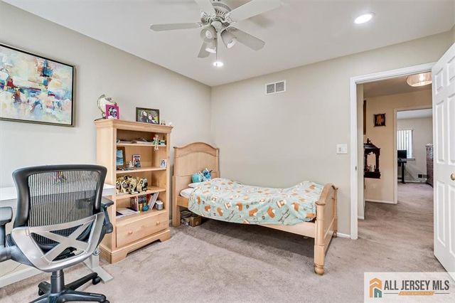 54 Davids Court, South Brunswick, NJ 08810
