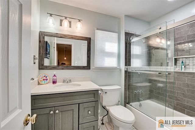 54 Davids Court, South Brunswick, NJ 08810