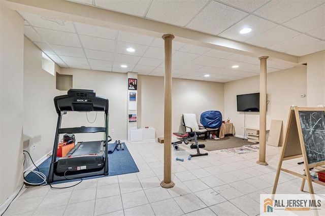 54 Davids Court, South Brunswick, NJ 08810