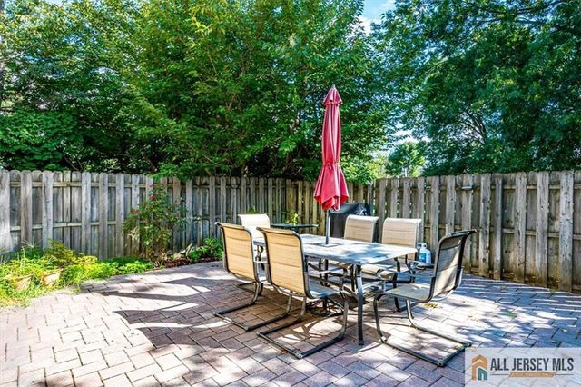 54 Davids Court, South Brunswick, NJ 08810