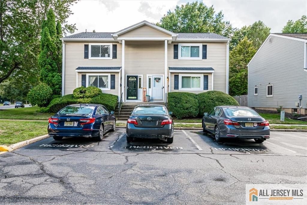 54 Davids Court, South Brunswick, NJ 08810