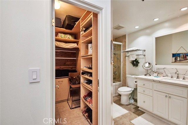 1310 E Ocean Boulevard 1005, Long Beach, CA 90802