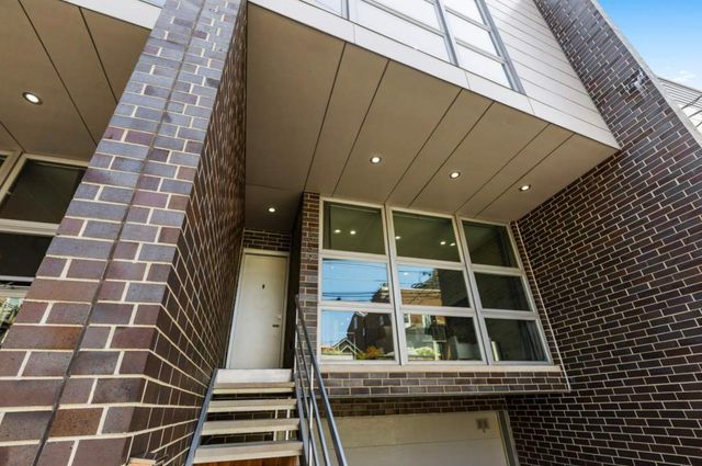 1339 W Ancona Street, Chicago, IL 60642