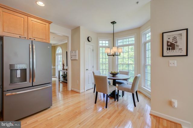 47816 SCOTSBOROUGH SQ, Sterling, VA 20165