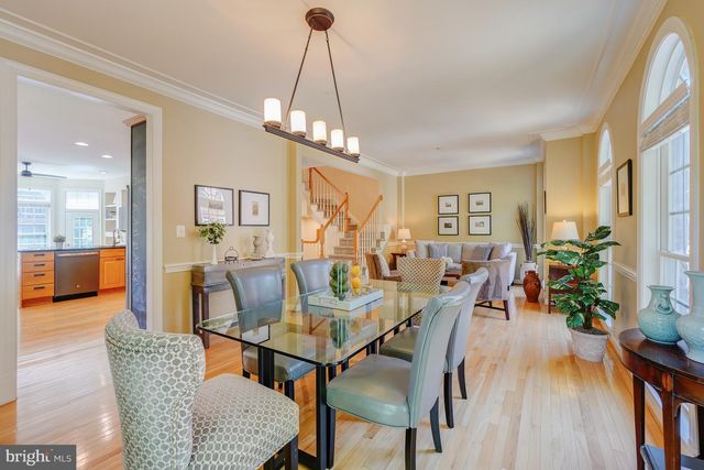 47816 SCOTSBOROUGH SQ, Sterling, VA 20165
