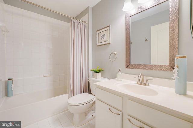 47816 SCOTSBOROUGH SQ, Sterling, VA 20165