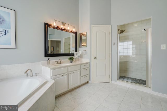 47816 SCOTSBOROUGH SQ, Sterling, VA 20165