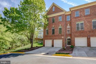 47816 SCOTSBOROUGH SQ, Sterling, VA 20165
